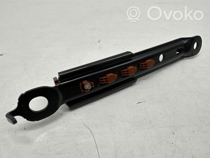 Toyota RAV 4 (XA50) Rail de réglage hauteur de ceinture de sécurité 