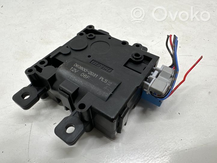 Toyota RAV 4 (XA50) Moteur / actionneur de volet de climatisation 0638002031