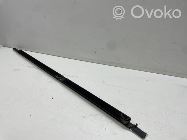 Mercedes-Benz C W205 Rivestimento in vetro posteriore A2057300324