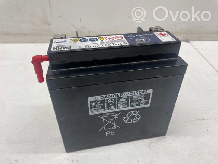 Mercedes-Benz C W204 Batterie A0009827008