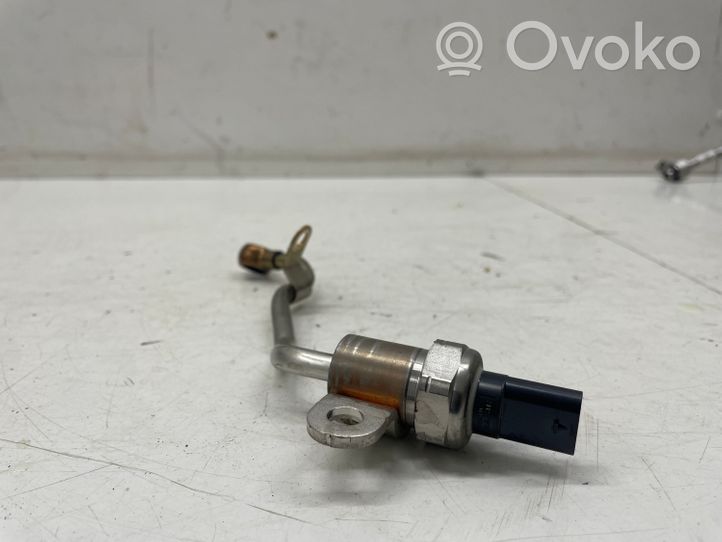 BMW 5 G30 G31 Sensore di pressione dei gas di scarico 8579973