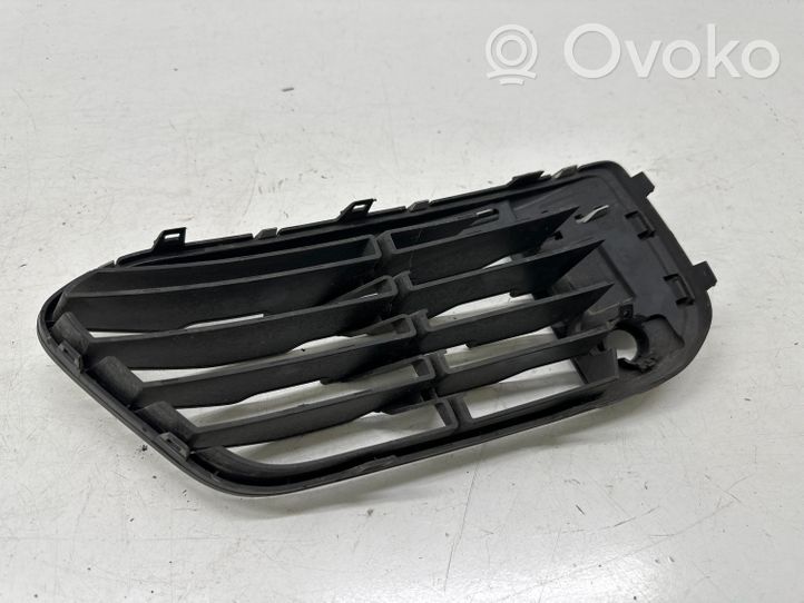 BMW X1 F48 F49 Front bumper upper radiator grill 7354776