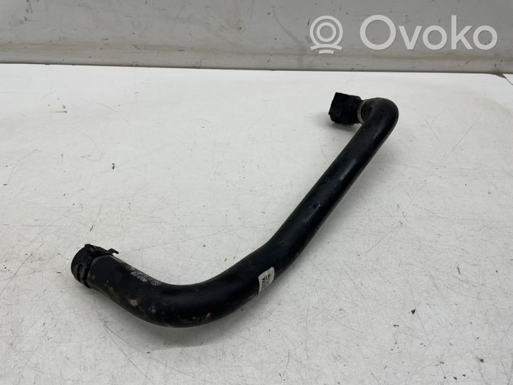 BMW iX3 G08 Tubo flessibile del liquido di raffreddamento del motore 8743382