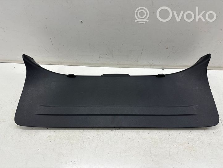 Nissan Qashqai J12 Garniture de couvercle de coffre arriere hayon 909016UA0A