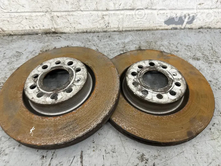 Volkswagen PASSAT CC Front brake disc 