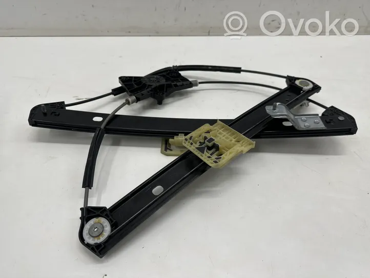 Audi Q2 - Mechanizm podnoszenia szyby przedniej bez silnika 81A837462