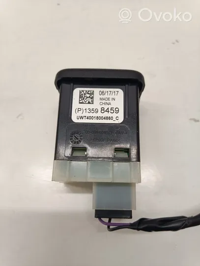 Opel Insignia B Connettore plug in USB 13598459