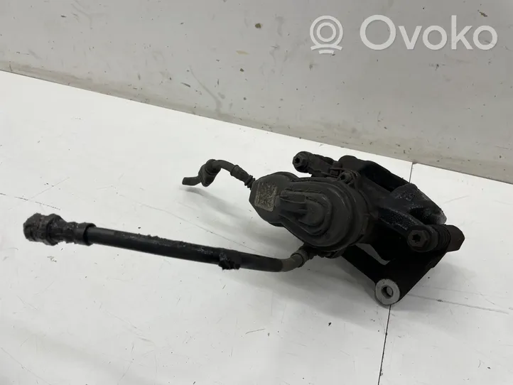 Audi A4 S4 B9 8W Galinis suportas 