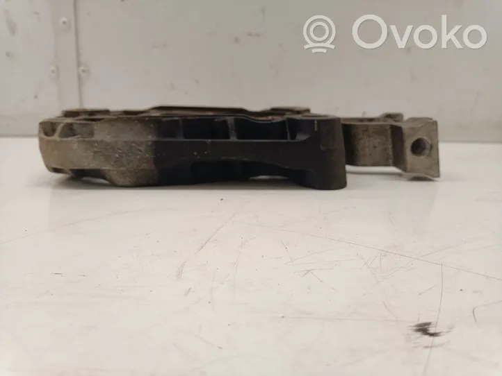 Ford Focus Gearbox mounting bracket 