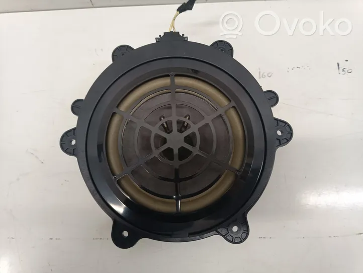 Porsche Macan Takaoven kaiutin 7BB035710C