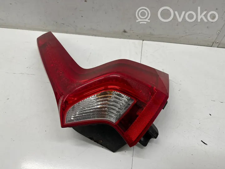 Volvo V60 Lampa tylna 31395929