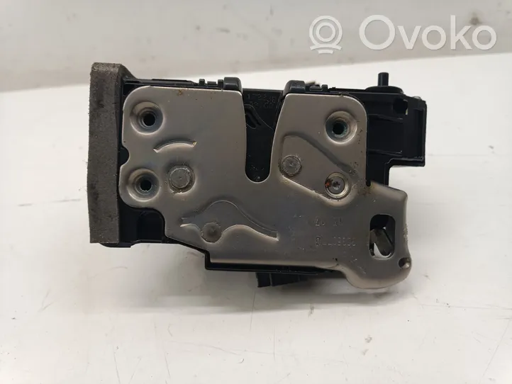 Opel Astra K Rear door lock 13598377