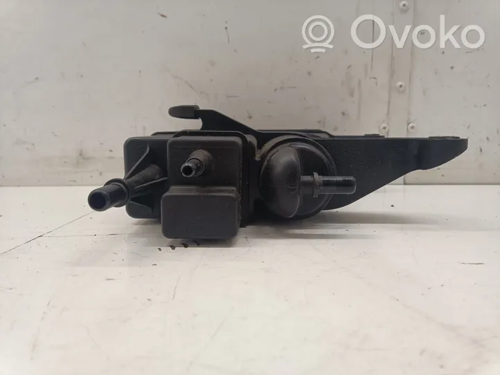 BMW 1 F40 Serbatoio a carbone attivo per il recupero vapori carburante 7476383