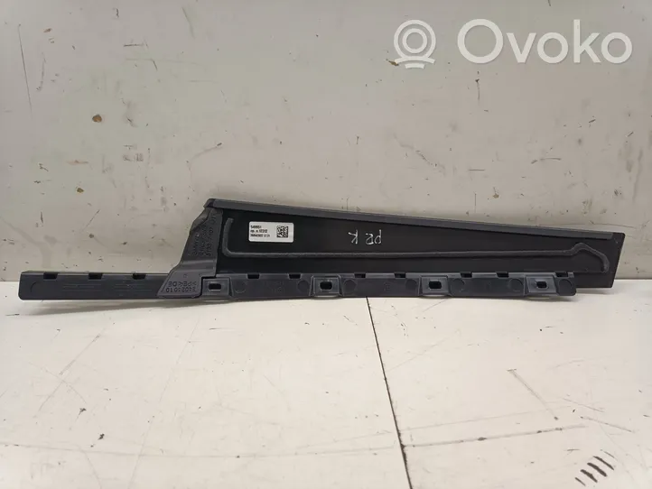 BMW 3 G20 G21 Rivestimento modanatura del vetro della portiera anteriore 7465137