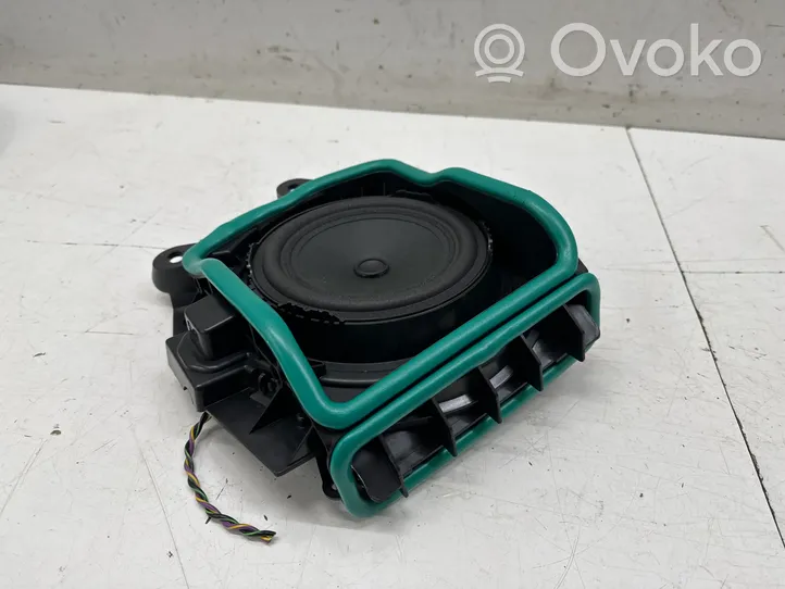 BMW 3 G20 G21 Subwoofer-bassokaiutin 2622565