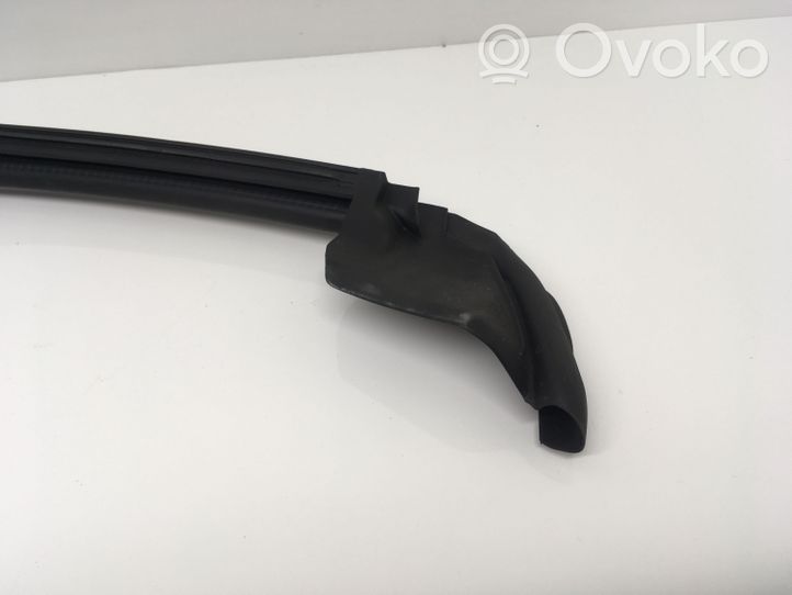 Audi S5 Facelift Rubber seal front door window/glass 8W8839479