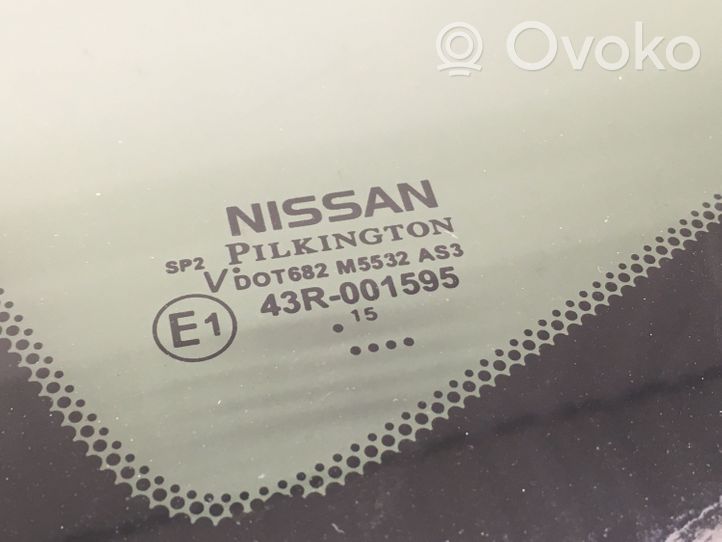 Nissan Murano Z52 Vetro del deflettore posteriore 43R001595