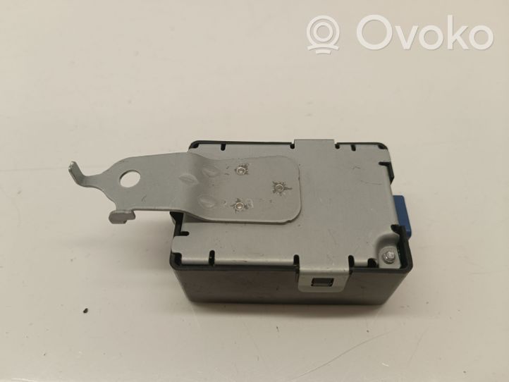 Toyota Auris E180 Oven ohjainlaite/moduuli 8974002100