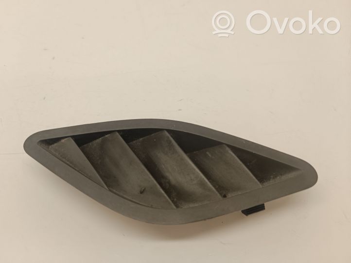 BMW 2 F46 Šoninės oro grotelės 30056387