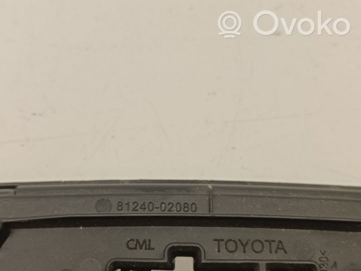 Toyota Auris E180 Lampka podsufitki tylna 8124002080