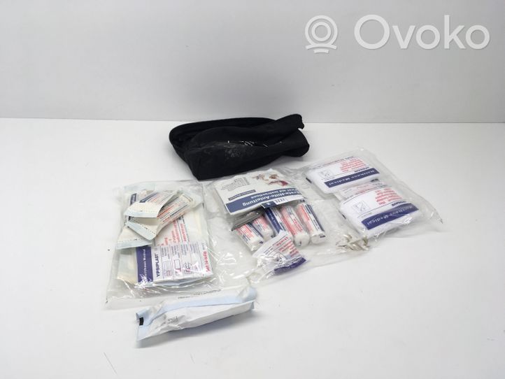 BMW 1 E81 E87 Kit di pronto soccorso 7263439