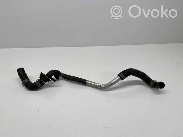 Porsche Cayenne (92A) Tubo flessibile del liquido di raffreddamento del motore 7P0819857E