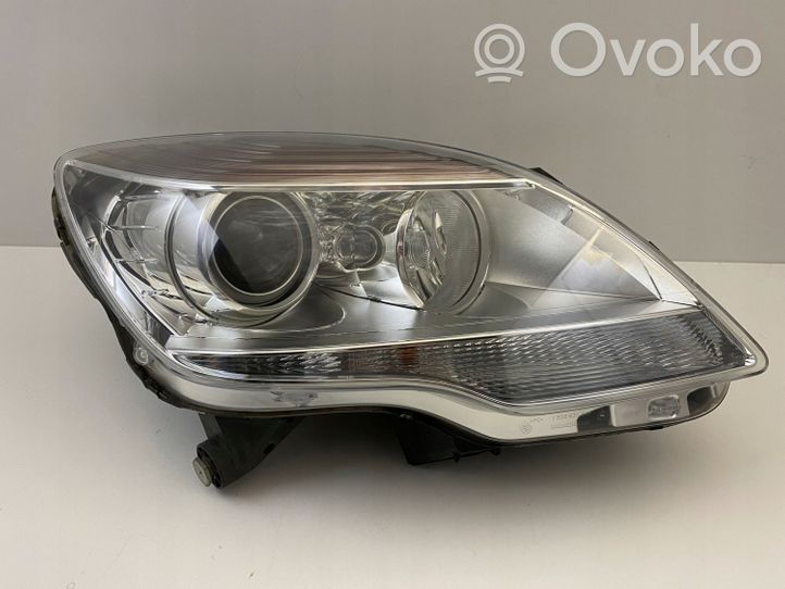 Mercedes-Benz R W251 Lampa przednia 