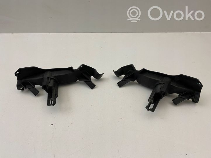 McLaren MP4 12c Support de buse de lave-phares 