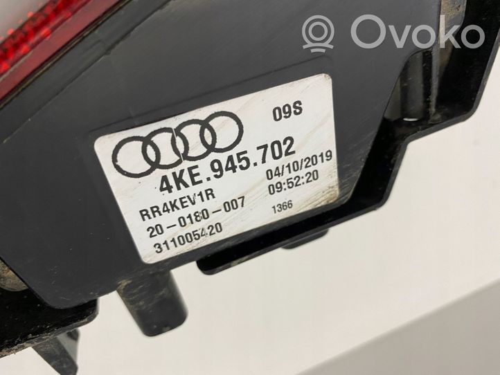 Audi e-tron Moulure inférieure de pare-chocs arrière 4KE945702