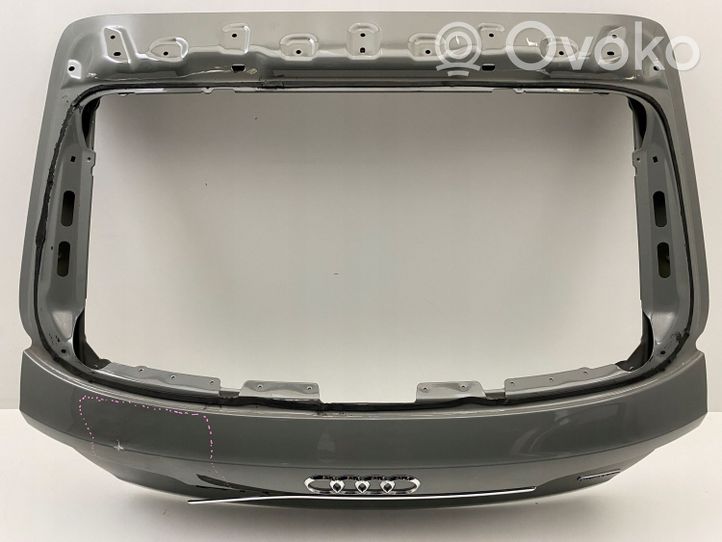 Audi A4 S4 B9 8W Takaluukun/tavaratilan kansi 8W9827025C