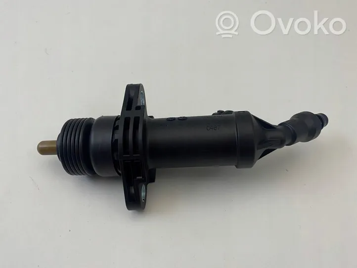 BMW 3 F30 F35 F31 Cilindro secondario della frizione 6795713