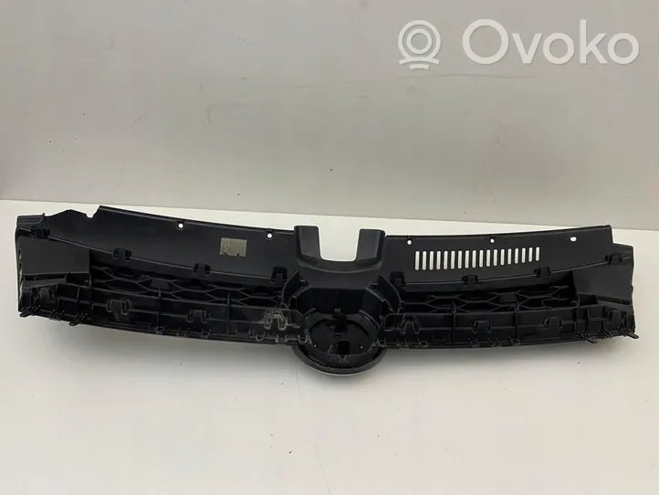 Volkswagen Golf VII Grille calandre supérieure de pare-chocs avant 5G0853651