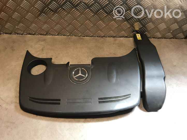 Mercedes-Benz E A207 Couvercle cache moteur A2760100367