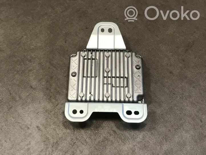 Mercedes-Benz GL X166 Module convertisseur de tension A1669820020