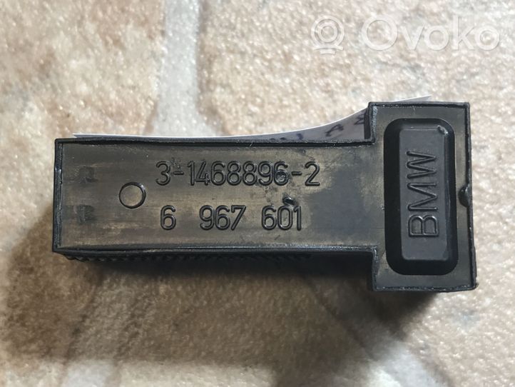 BMW 6 E63 E64 Brake pedal sensor switch 6967601