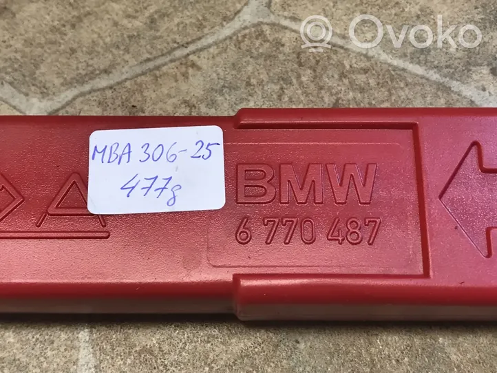 BMW 7 F01 F02 F03 F04 Boîte à outils 6770487