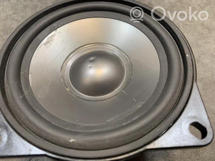 BMW 7 E65 E66 Enceinte subwoofer 6907641