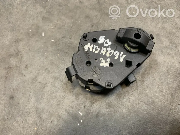 BMW 5 E60 E61 Attuatore/motore della valvola del collettore di aspirazione 6942994