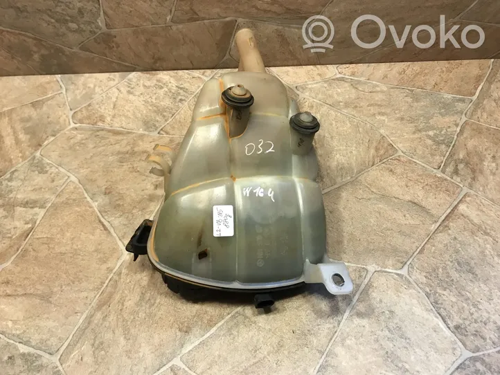 Mercedes-Benz ML W164 Coolant expansion tank/reservoir 1645000049