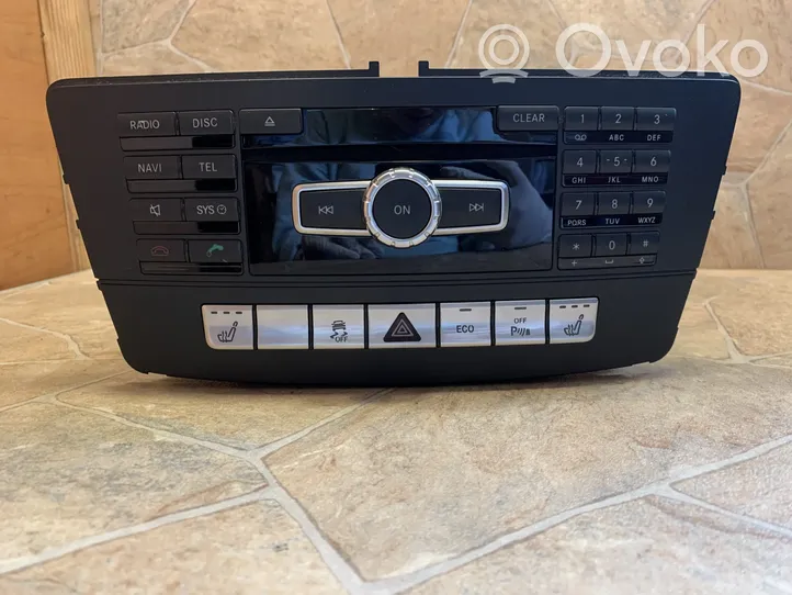 Mercedes-Benz C W204 Panel / Radioodtwarzacz CD/DVD/GPS A1729021303