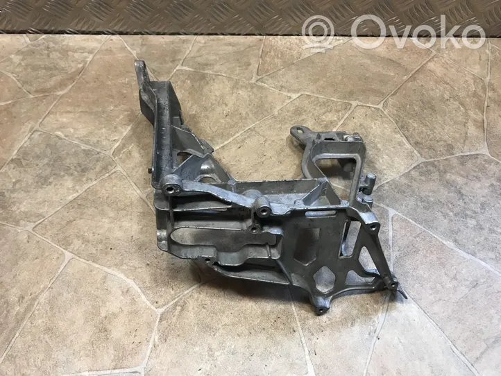 Mercedes-Benz C W205 Pannello di supporto del radiatore A2056221600