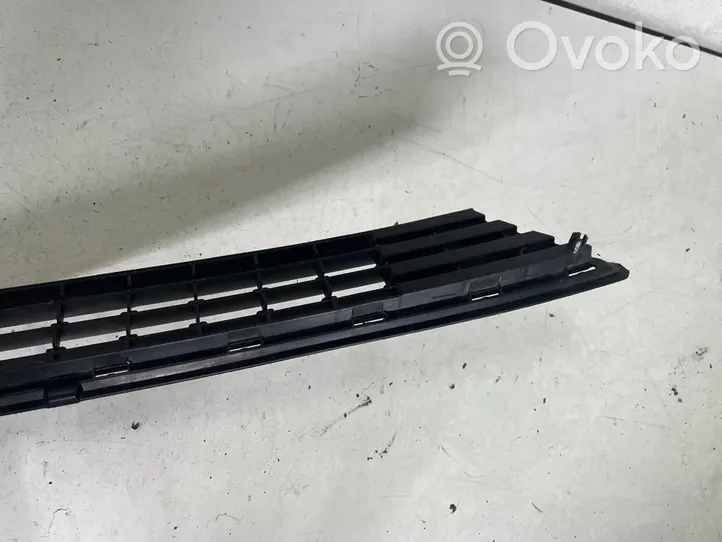 Mercedes-Benz A W169 Grille inférieure de pare-chocs avant A1698850123