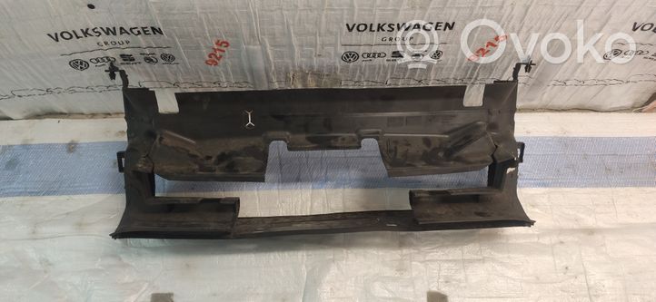 BMW 4 F32 F33 Prowadnica powietrza intercoolera 51747290609