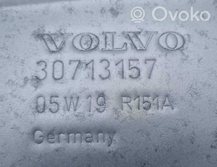 Volvo XC70 Osłona termiczna rury wydechowej 30713157