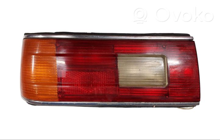 BMW 7 E23 Galinis žibintas kėbule 1368207L