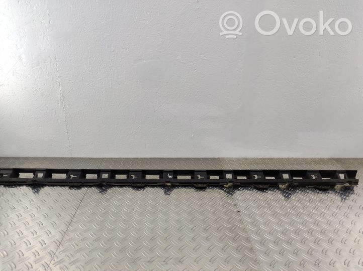 Volkswagen PASSAT B8 Support, marche-pieds 