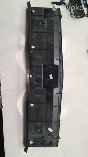 Toyota Auris E180 Rivestimento di protezione sottoporta del bagagliaio/baule 6471602120