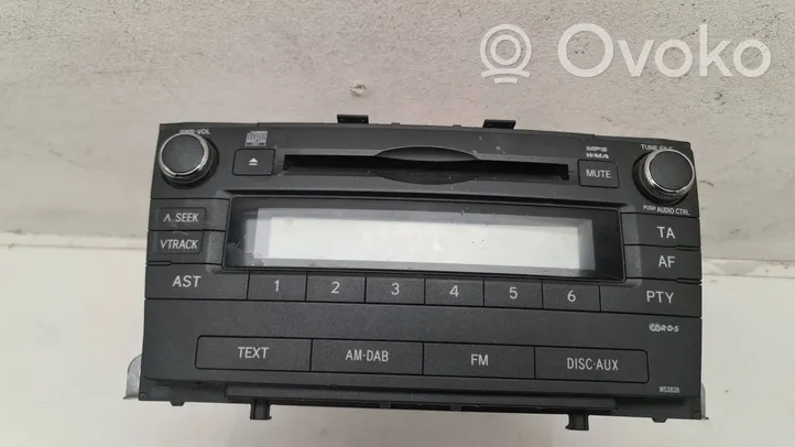 Toyota Avensis T270 Radio/CD/DVD/GPS-pääyksikkö 8612005150