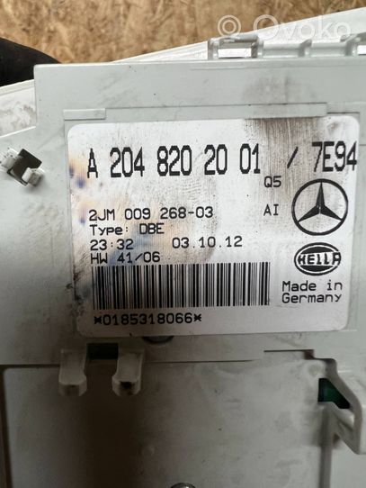 Mercedes-Benz C W204 Inne oświetlenie wnętrza kabiny A2048202001
