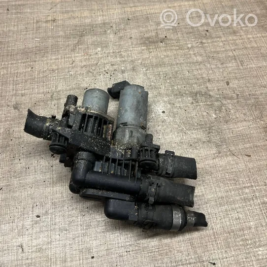 Mercedes-Benz S W220 Coolant heater control valve A2208300184